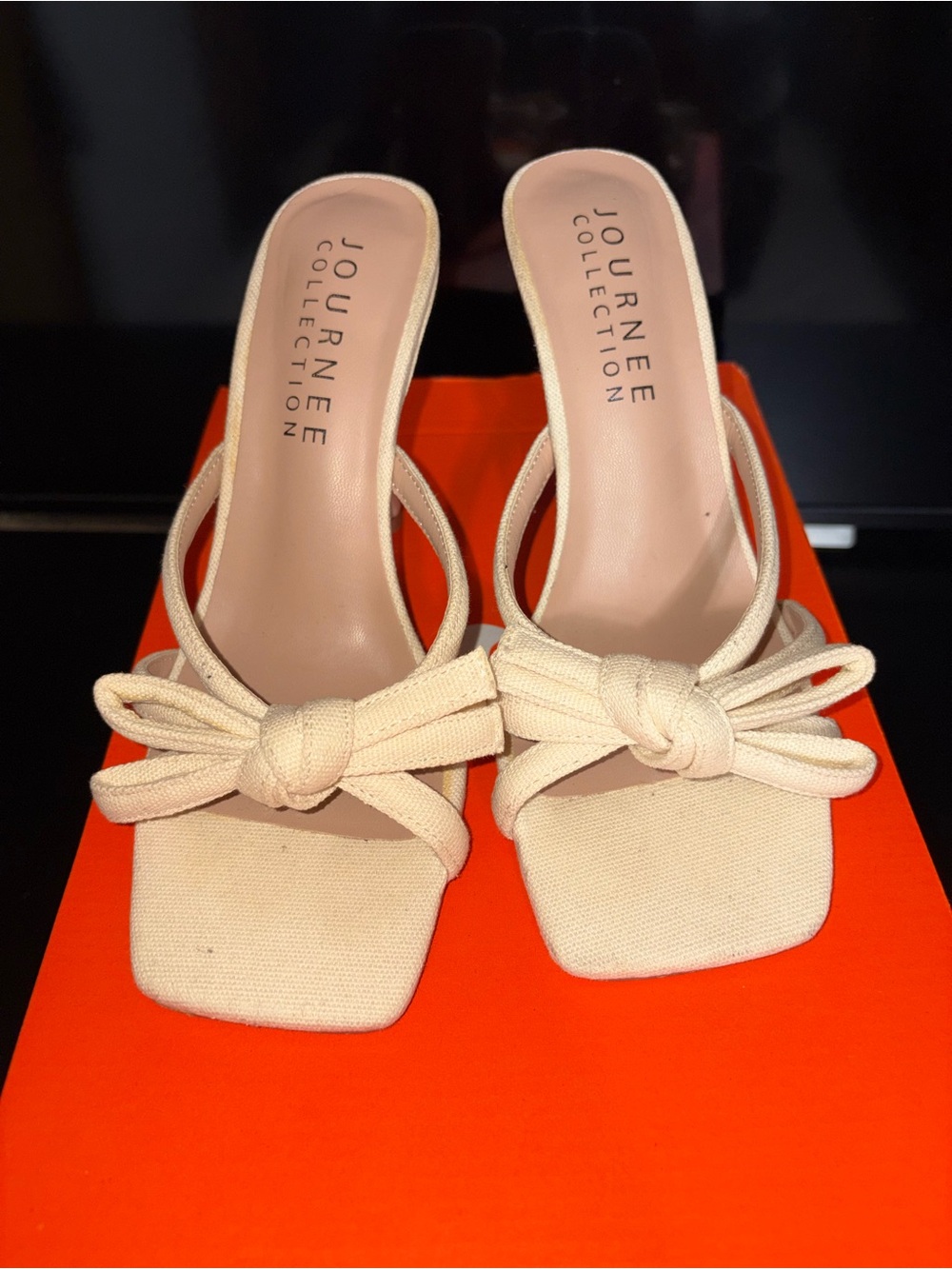 Journee Collection Cream Knotted Bow Slide Mules